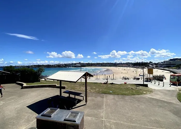 Cozy Beach Front Studio With Aircon
